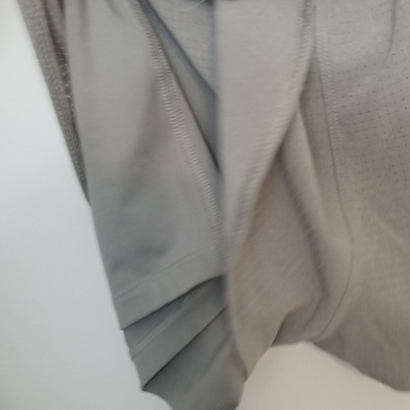 Reebok Ladies Size Small Shorts Grey - Picture 6 of 8